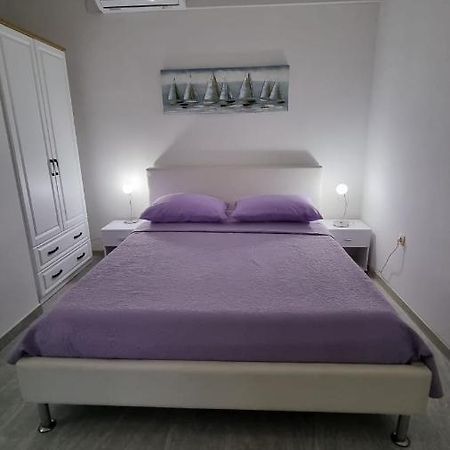 Room Airport Split Kaštela Buitenkant foto