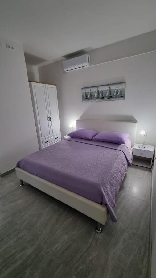 Room Airport Split Kaštela Buitenkant foto